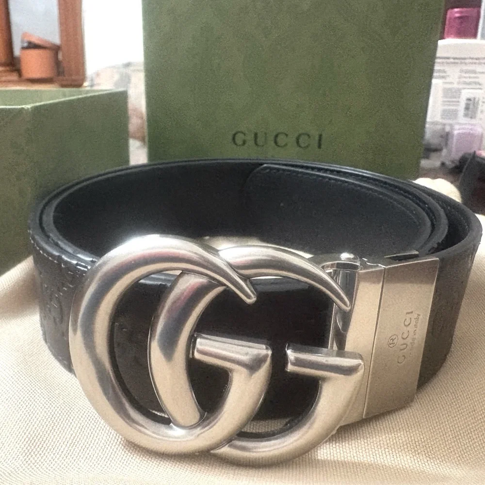 Gucci Brown GG logo belt